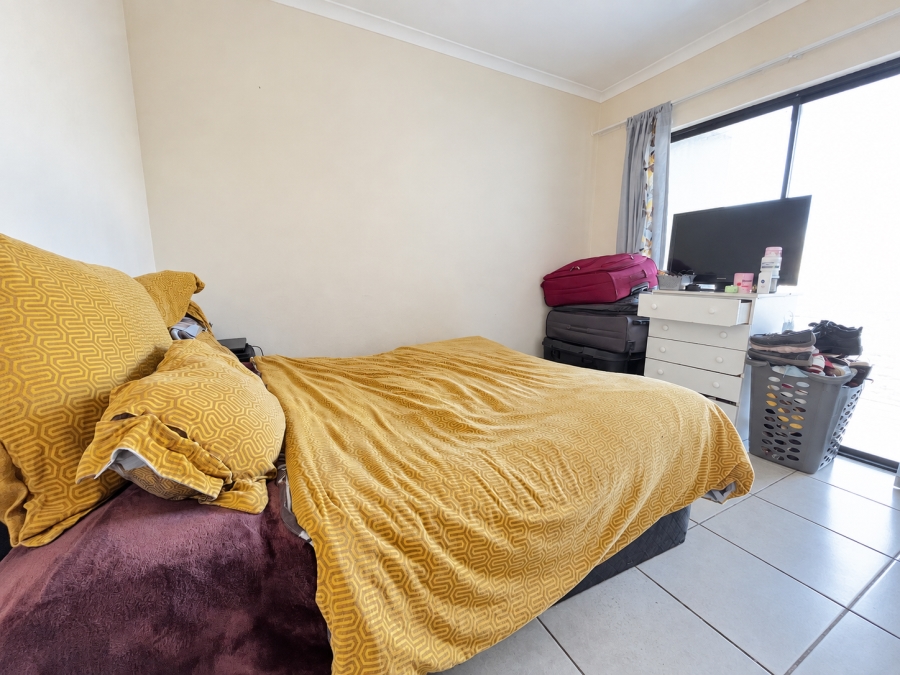 To Let 2 Bedroom Property for Rent in Parklands Western Cape